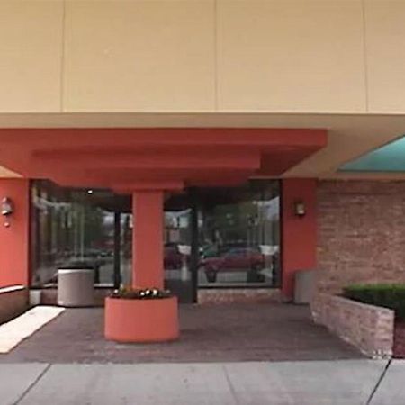 A Victory Inn & Suites - Ann Arbor Bagian luar foto