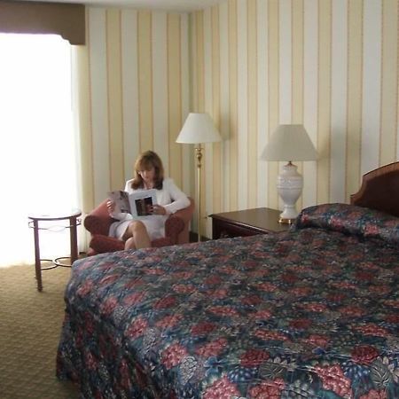 A Victory Inn & Suites - Ann Arbor Ruang foto